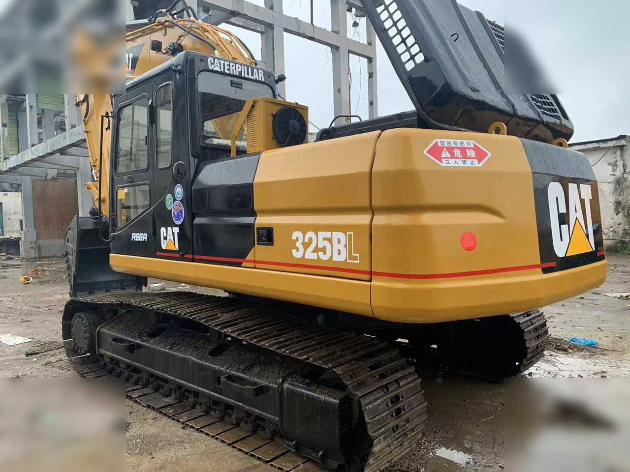 CATERPILLAR 325BL - Lintekskavaator: pilt 4 CATERPILLAR 325BL - Lintekskavaator: pilt 4