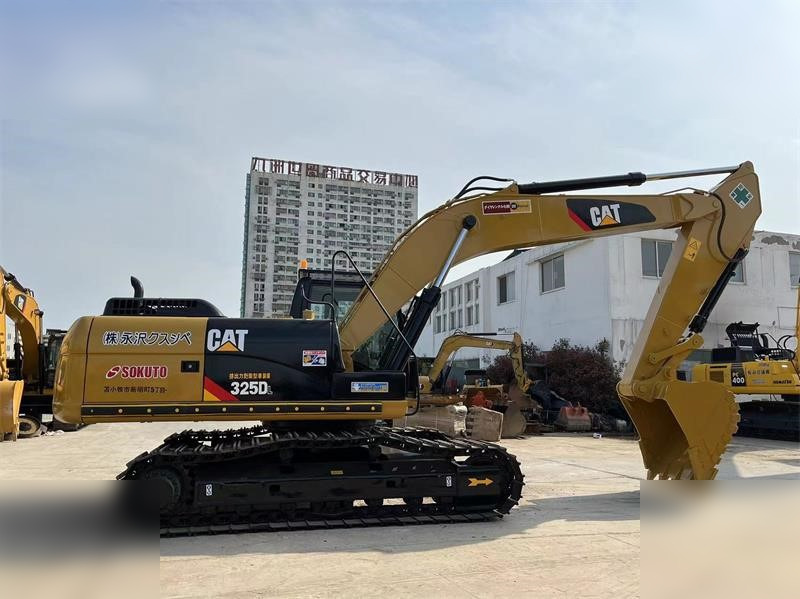 CATERPILLAR 325DL - Lintekskavaator: pilt 3 CATERPILLAR 325DL - Lintekskavaator: pilt 3