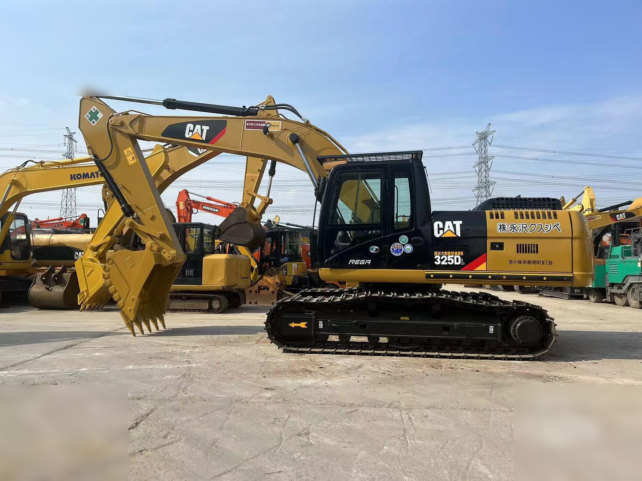 CATERPILLAR 325DL - Lintekskavaator: pilt 1 CATERPILLAR 325DL - Lintekskavaator: pilt 1