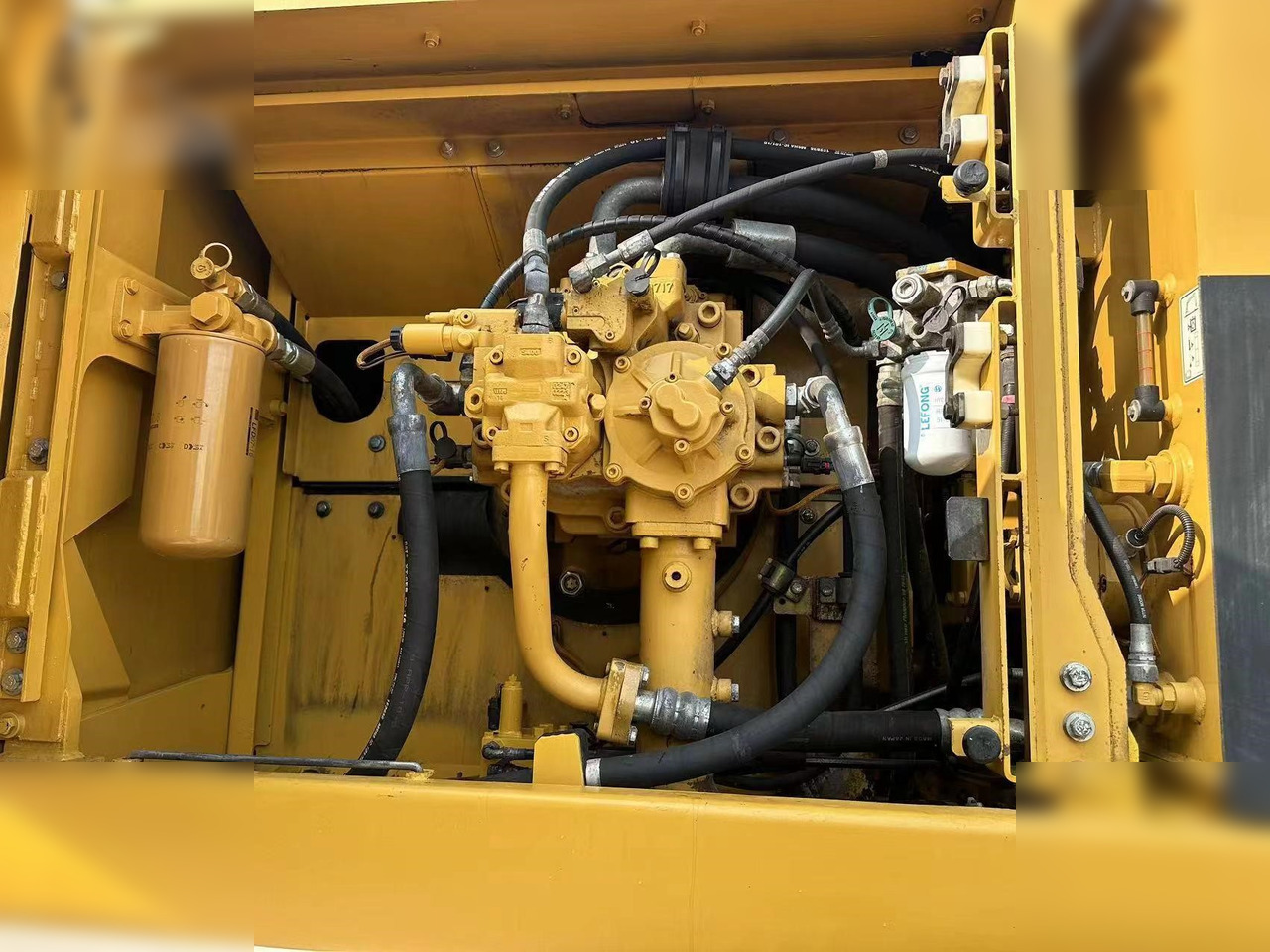 CATERPILLAR 345D - Lintekskavaator: pilt 5 CATERPILLAR 345D - Lintekskavaator: pilt 5