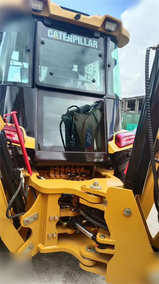 CATERPILLAR 430F - Ekskavaator-laadur: pilt 2 CATERPILLAR 430F - Ekskavaator-laadur: pilt 2