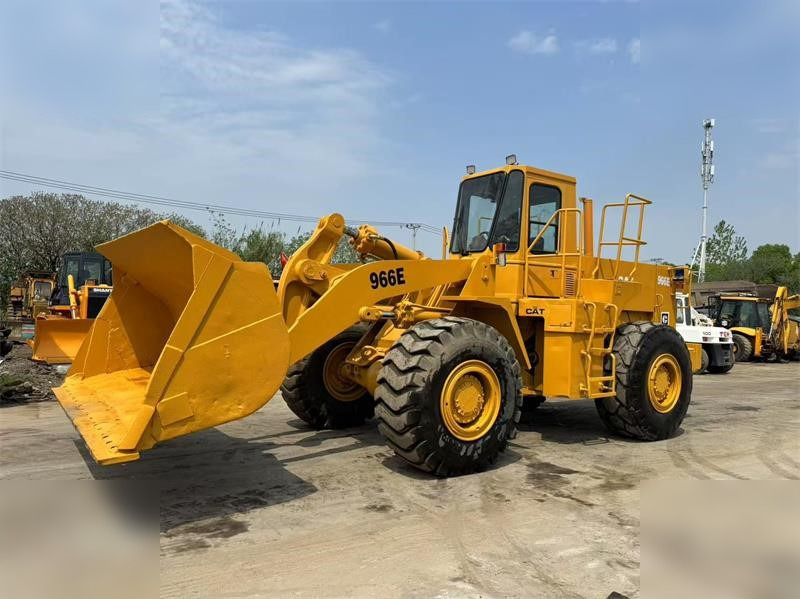 CATERPILLAR 966E - Rataslaadur: pilt 1 CATERPILLAR 966E - Rataslaadur: pilt 1