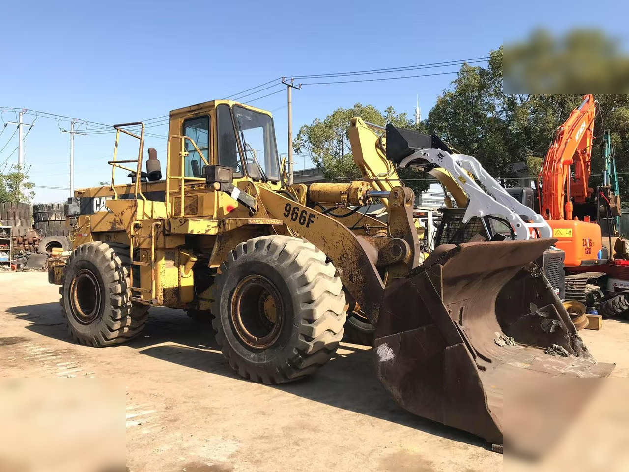 CATERPILLAR 966F I - Rataslaadur: pilt 1 CATERPILLAR 966F I - Rataslaadur: pilt 1