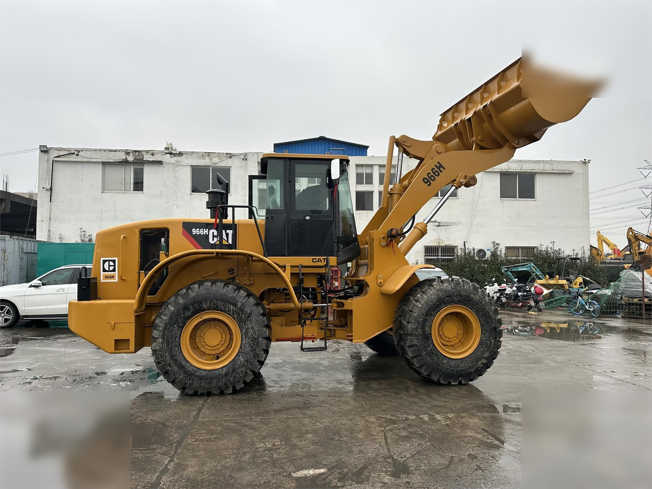 CATERPILLAR 966H - Rataslaadur: pilt 1 CATERPILLAR 966H - Rataslaadur: pilt 1