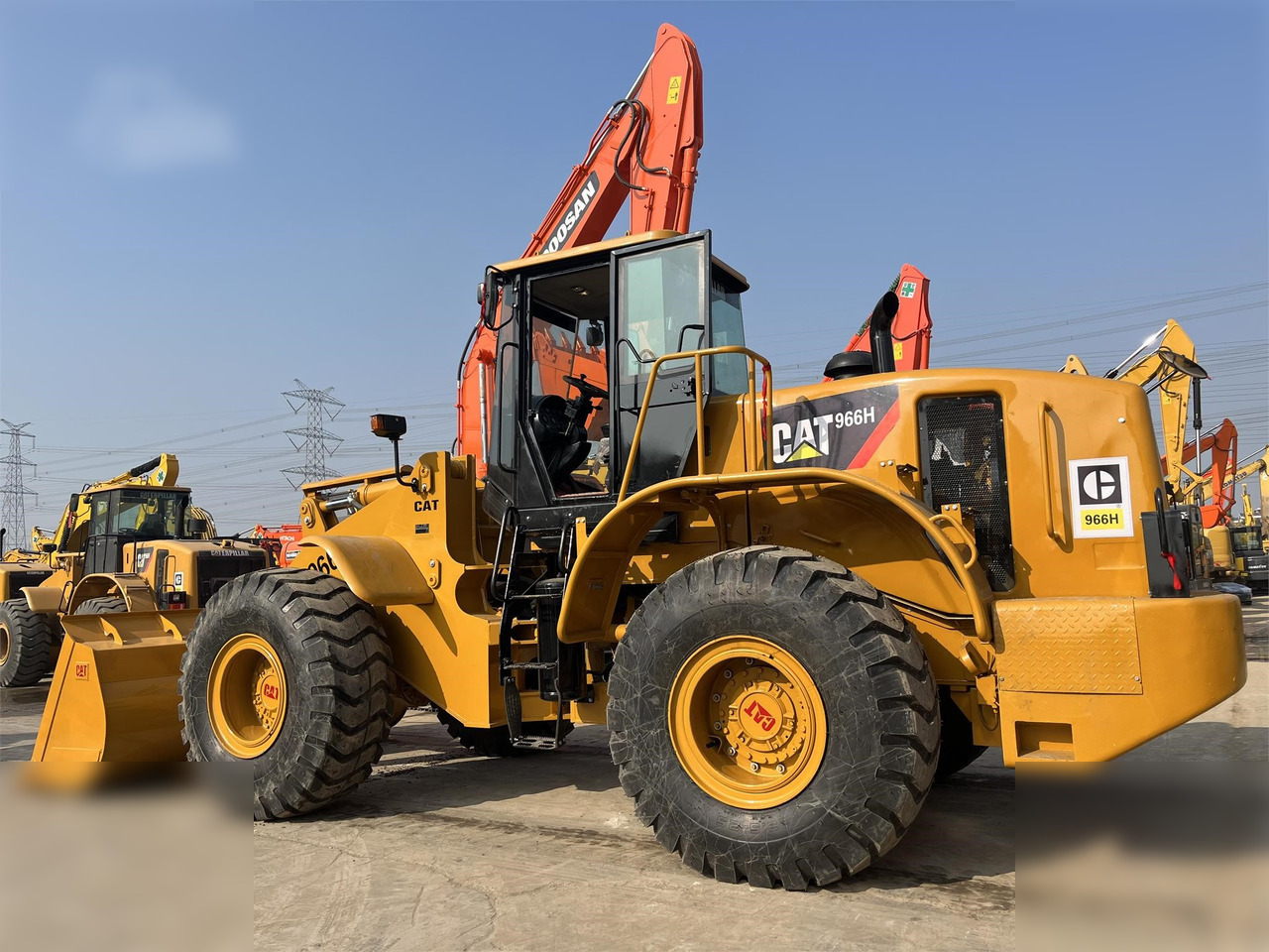 CATERPILLAR 966H - Rataslaadur: pilt 2 CATERPILLAR 966H - Rataslaadur: pilt 2