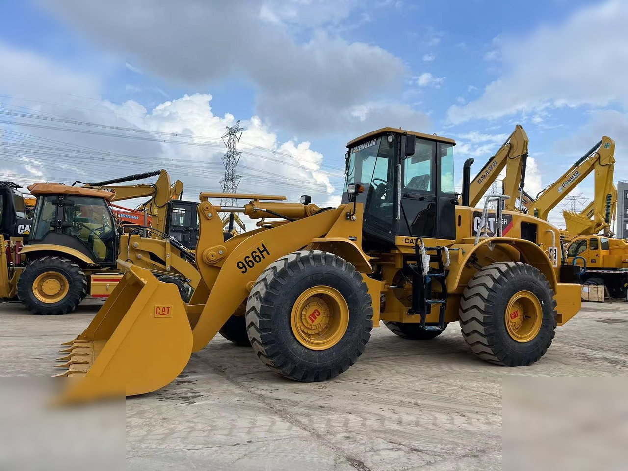 CATERPILLAR 966H - Rataslaadur: pilt 3 CATERPILLAR 966H - Rataslaadur: pilt 3
