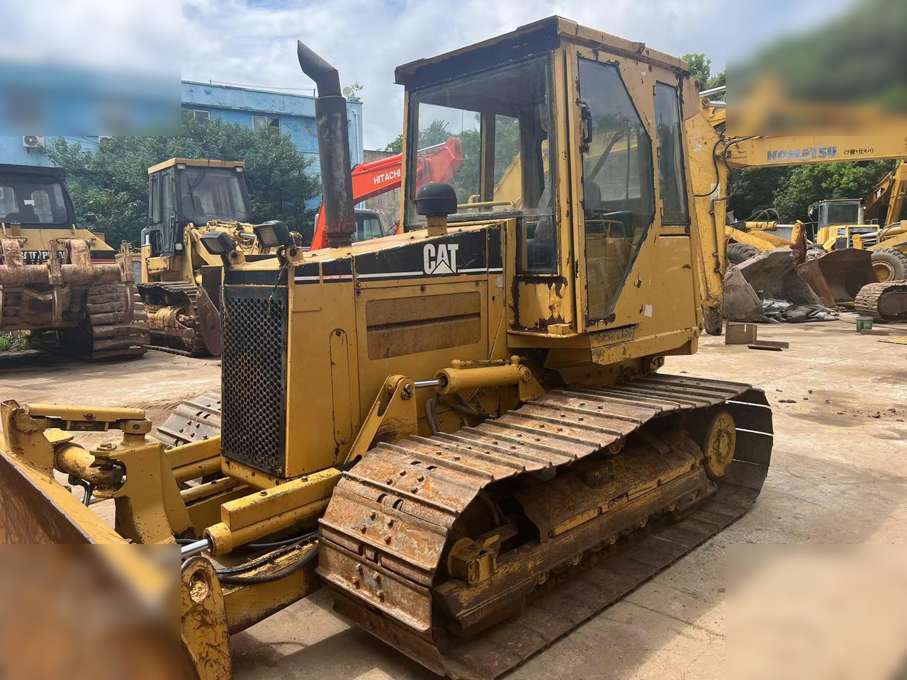CATERPILLAR D5C - Buldooser: pilt 3 CATERPILLAR D5C - Buldooser: pilt 3