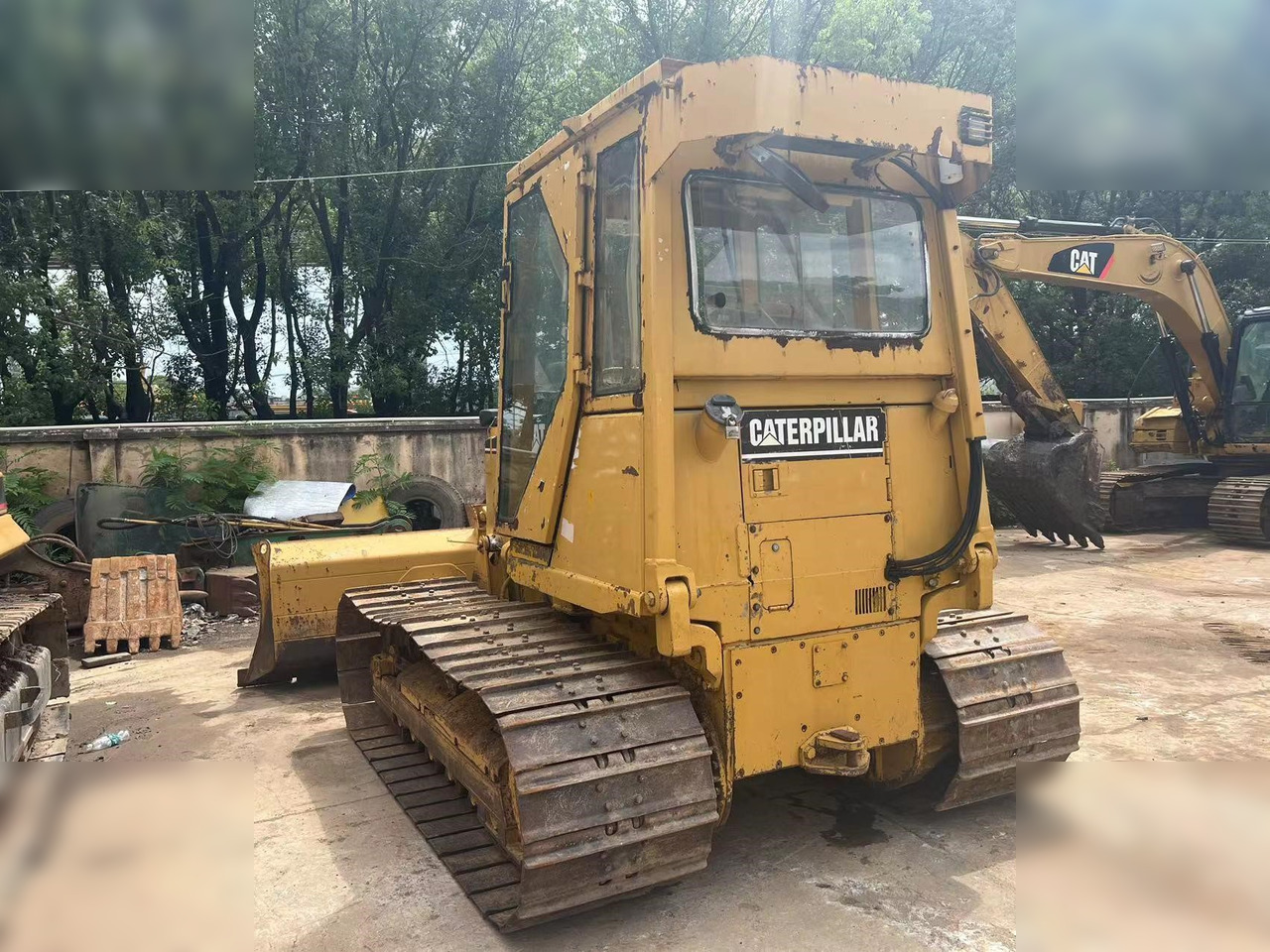 CATERPILLAR D5C - Buldooser: pilt 5 CATERPILLAR D5C - Buldooser: pilt 5