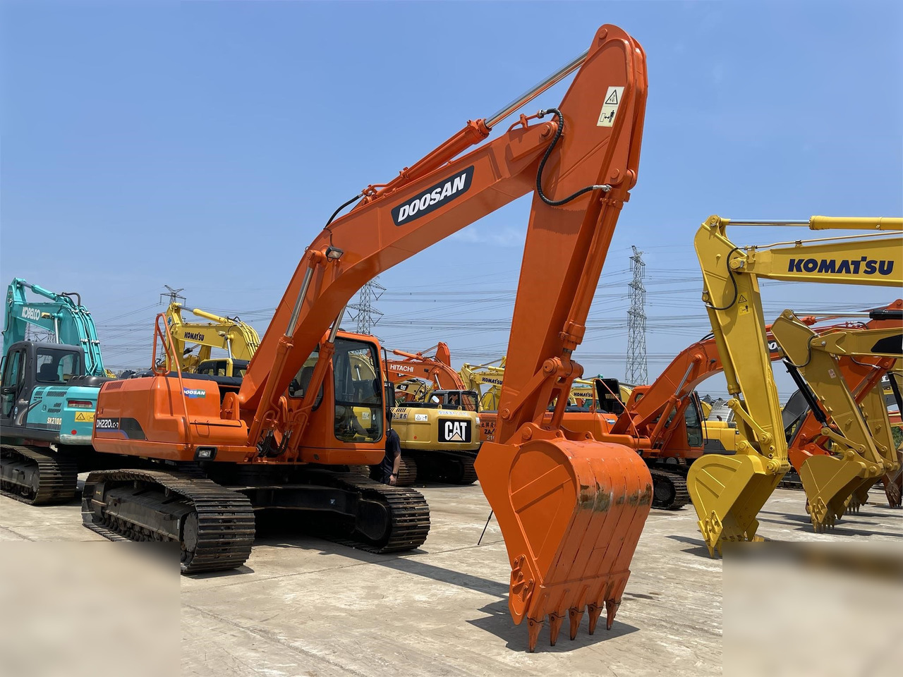 DOOSAN DH220 LC-7 - Lintekskavaator: pilt 5 DOOSAN DH220 LC-7 - Lintekskavaator: pilt 5