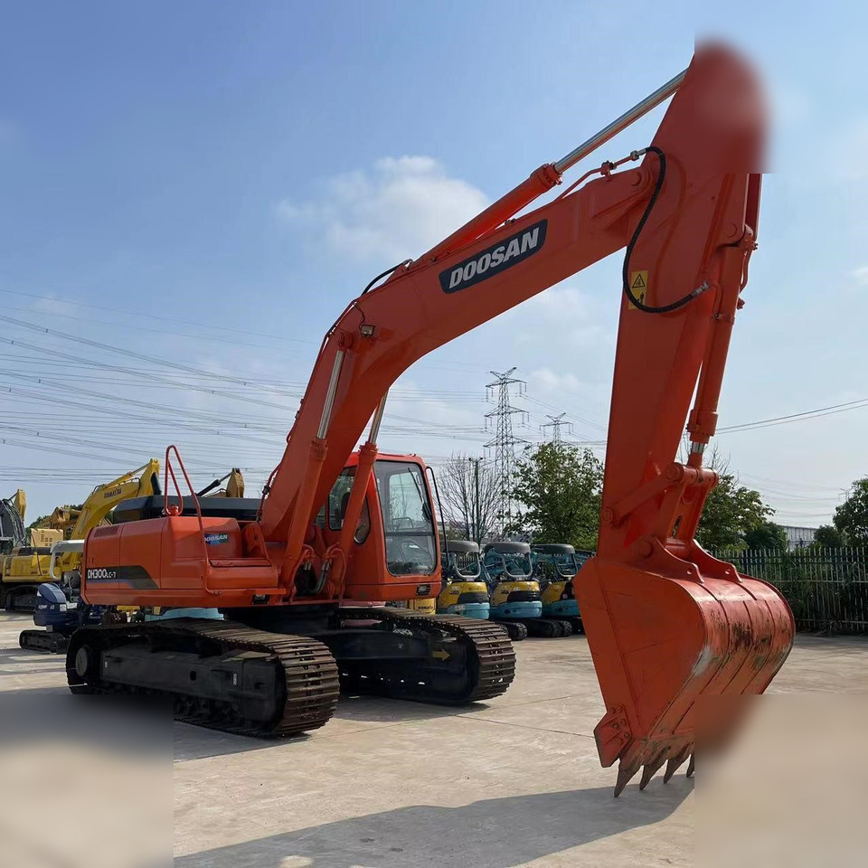 DOOSAN DH300 LC-7 - Lintekskavaator: pilt 5 DOOSAN DH300 LC-7 - Lintekskavaator: pilt 5