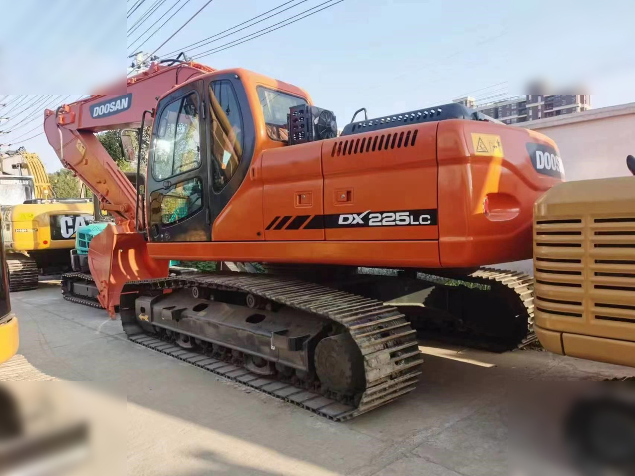 DOOSAN DX225 LC-5 - Lintekskavaator: pilt 1 DOOSAN DX225 LC-5 - Lintekskavaator: pilt 1