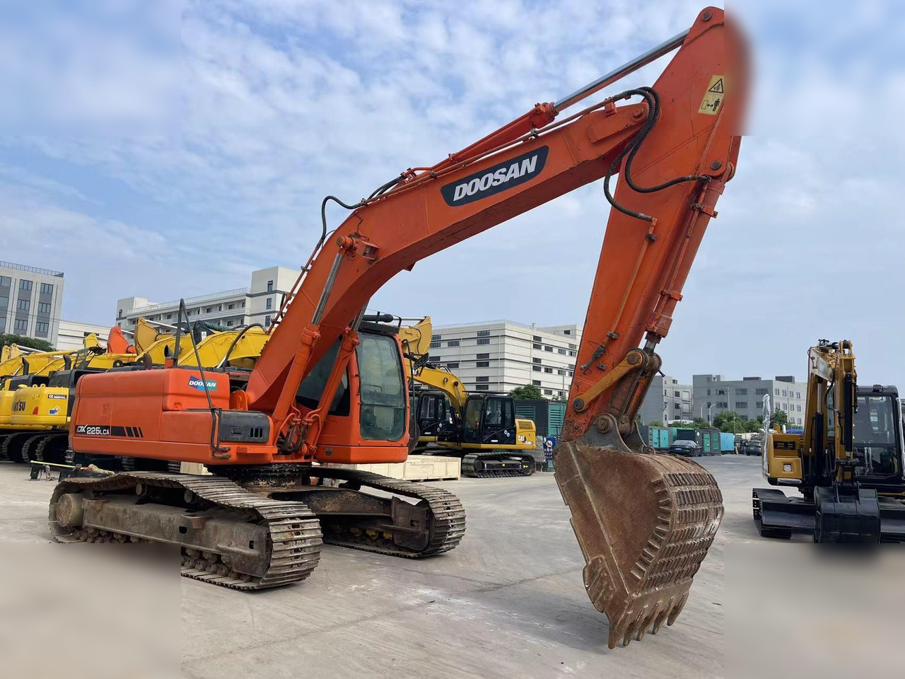 DOOSAN DX225 LCA - Lintekskavaator: pilt 5 DOOSAN DX225 LCA - Lintekskavaator: pilt 5