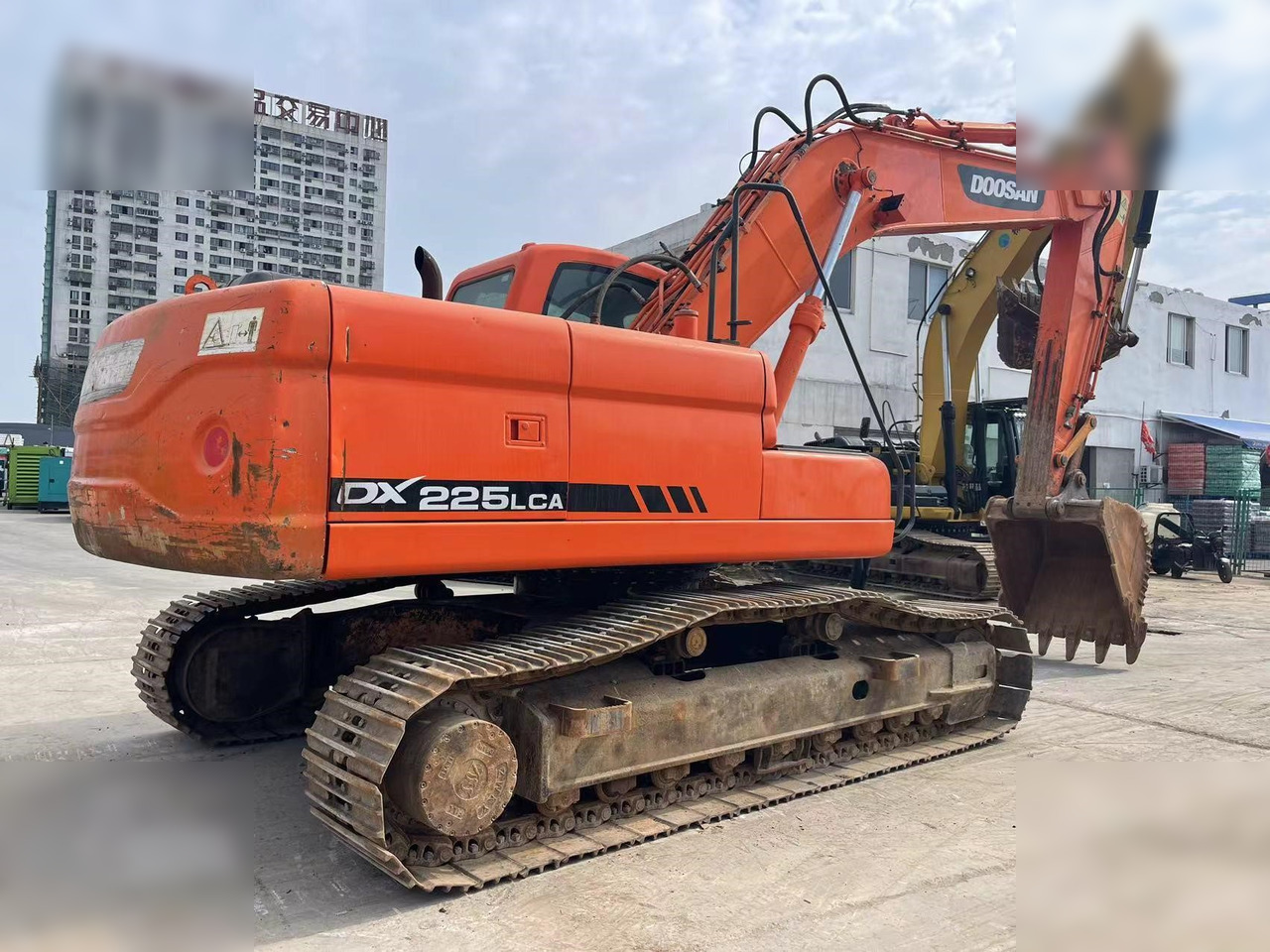 DOOSAN DX225 LCA - Lintekskavaator: pilt 3 DOOSAN DX225 LCA - Lintekskavaator: pilt 3