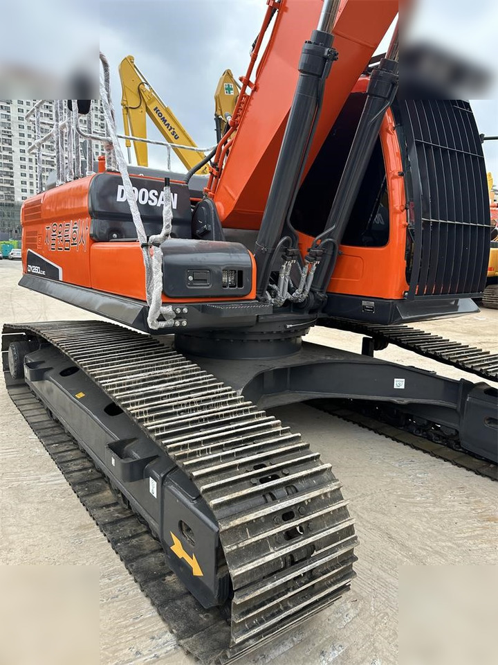 DOOSAN DX260 LC - Lintekskavaator: pilt 5 DOOSAN DX260 LC - Lintekskavaator: pilt 5