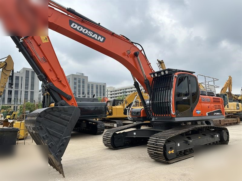 DOOSAN DX260 LC - Lintekskavaator: pilt 5 DOOSAN DX260 LC - Lintekskavaator: pilt 5