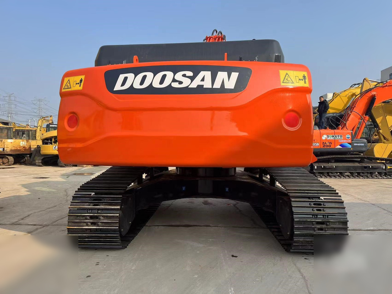 DOOSAN DX300 LC-9C - Lintekskavaator: pilt 3 DOOSAN DX300 LC-9C - Lintekskavaator: pilt 3
