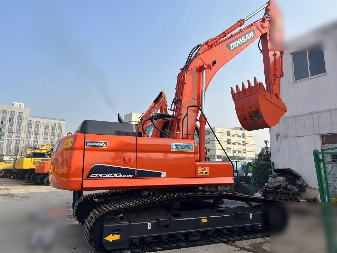 DOOSAN DX300 LC-9C - Lintekskavaator: pilt 4 DOOSAN DX300 LC-9C - Lintekskavaator: pilt 4