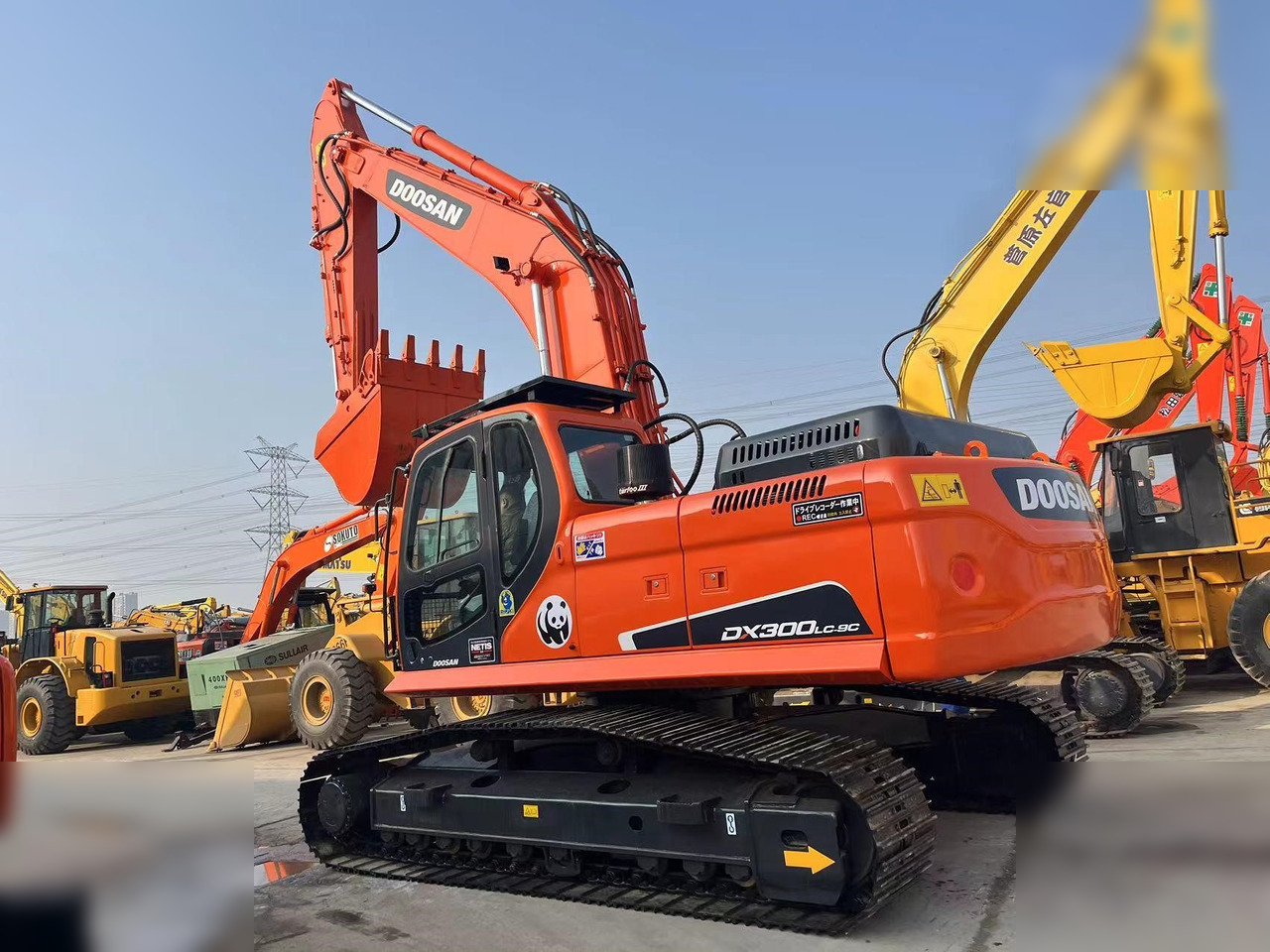 DOOSAN DX300 LC-9C - Lintekskavaator: pilt 3 DOOSAN DX300 LC-9C - Lintekskavaator: pilt 3