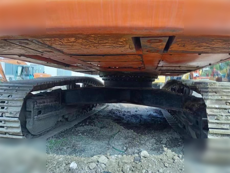 DOOSAN DX420 LC-9C - Lintekskavaator: pilt 4 DOOSAN DX420 LC-9C - Lintekskavaator: pilt 4