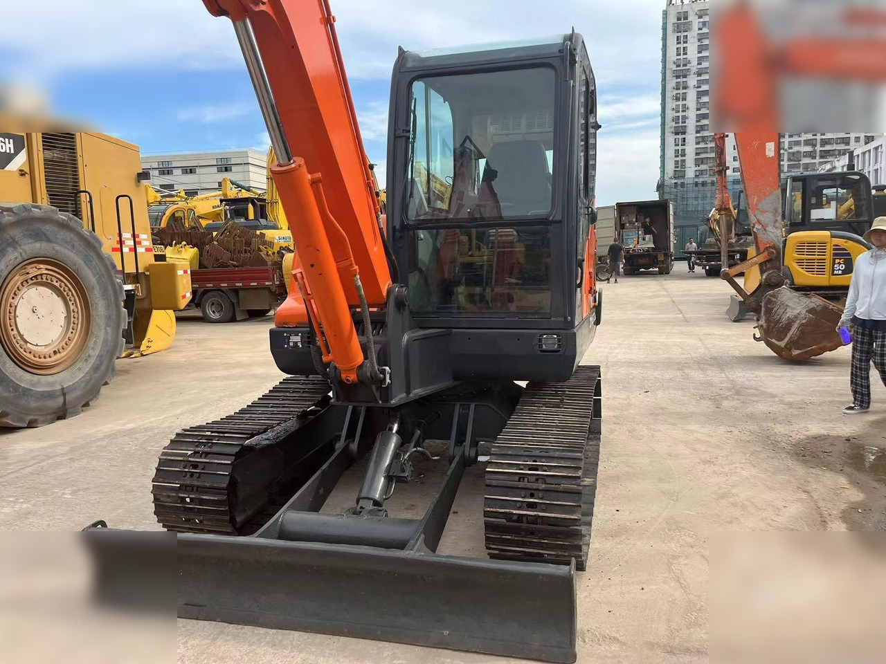 DOOSAN DX60-9C - Lintekskavaator: pilt 5 DOOSAN DX60-9C - Lintekskavaator: pilt 5
