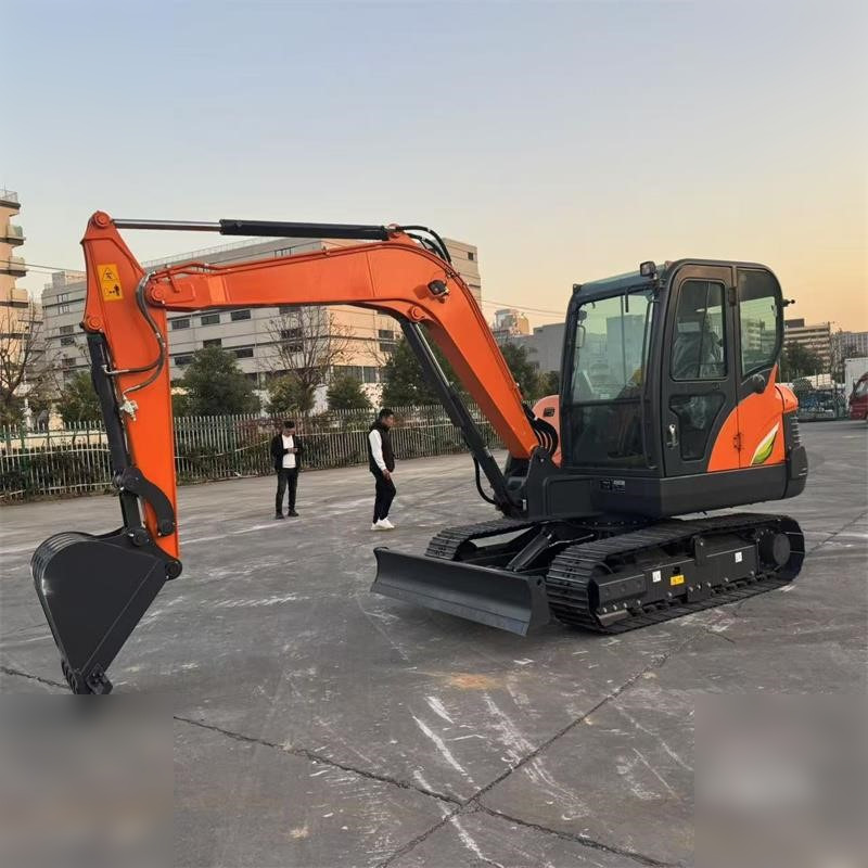 DOOSAN DX60E-10N - Lintekskavaator: pilt 2 DOOSAN DX60E-10N - Lintekskavaator: pilt 2
