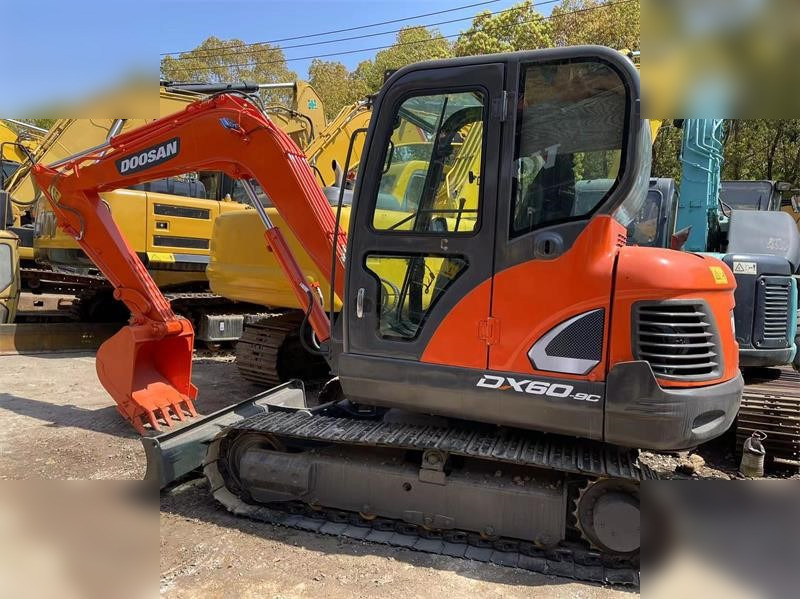 DOOSAN DX60E-9C - Miniekskavaator: pilt 1 DOOSAN DX60E-9C - Miniekskavaator: pilt 1