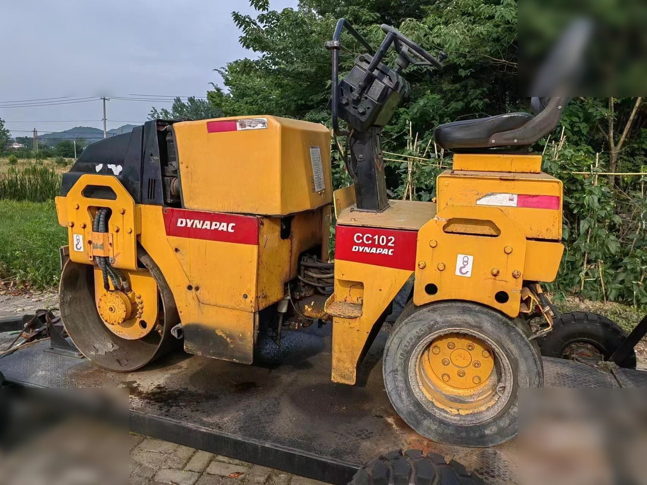 DYNAPAC CC102 II - Kombineeritud rull: pilt 1 DYNAPAC CC102 II - Kombineeritud rull: pilt 1