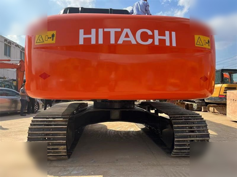 HITACHI ZX240 - Lintekskavaator: pilt 3 HITACHI ZX240 - Lintekskavaator: pilt 3