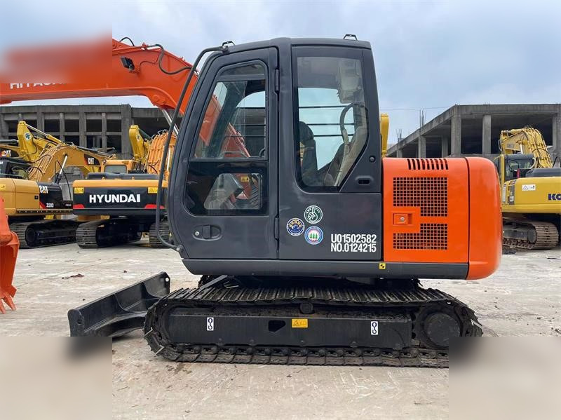 HITACHI ZX60 - Lintekskavaator: pilt 4 HITACHI ZX60 - Lintekskavaator: pilt 4