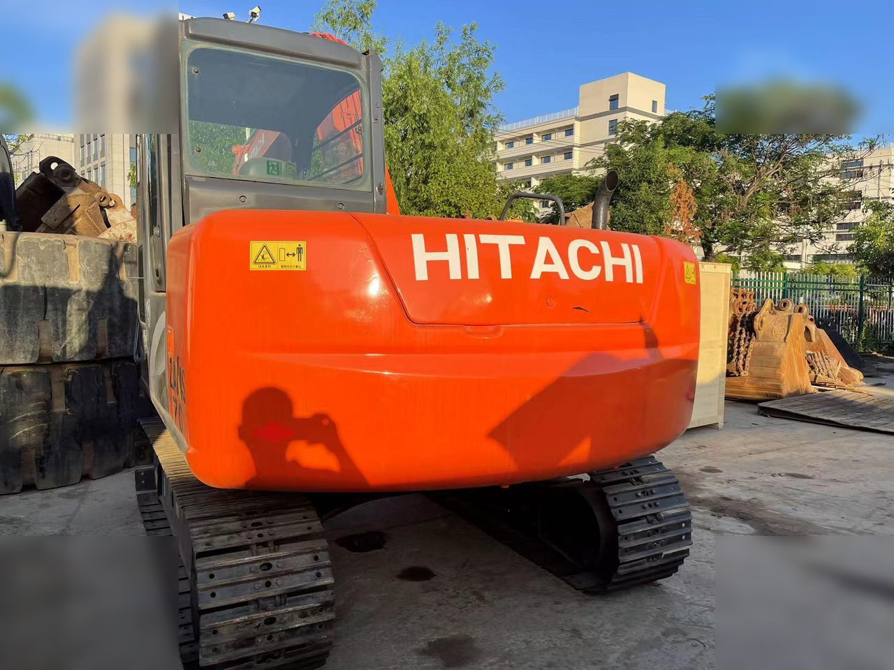 HITACHI ZX70 - Lintekskavaator: pilt 2 HITACHI ZX70 - Lintekskavaator: pilt 2
