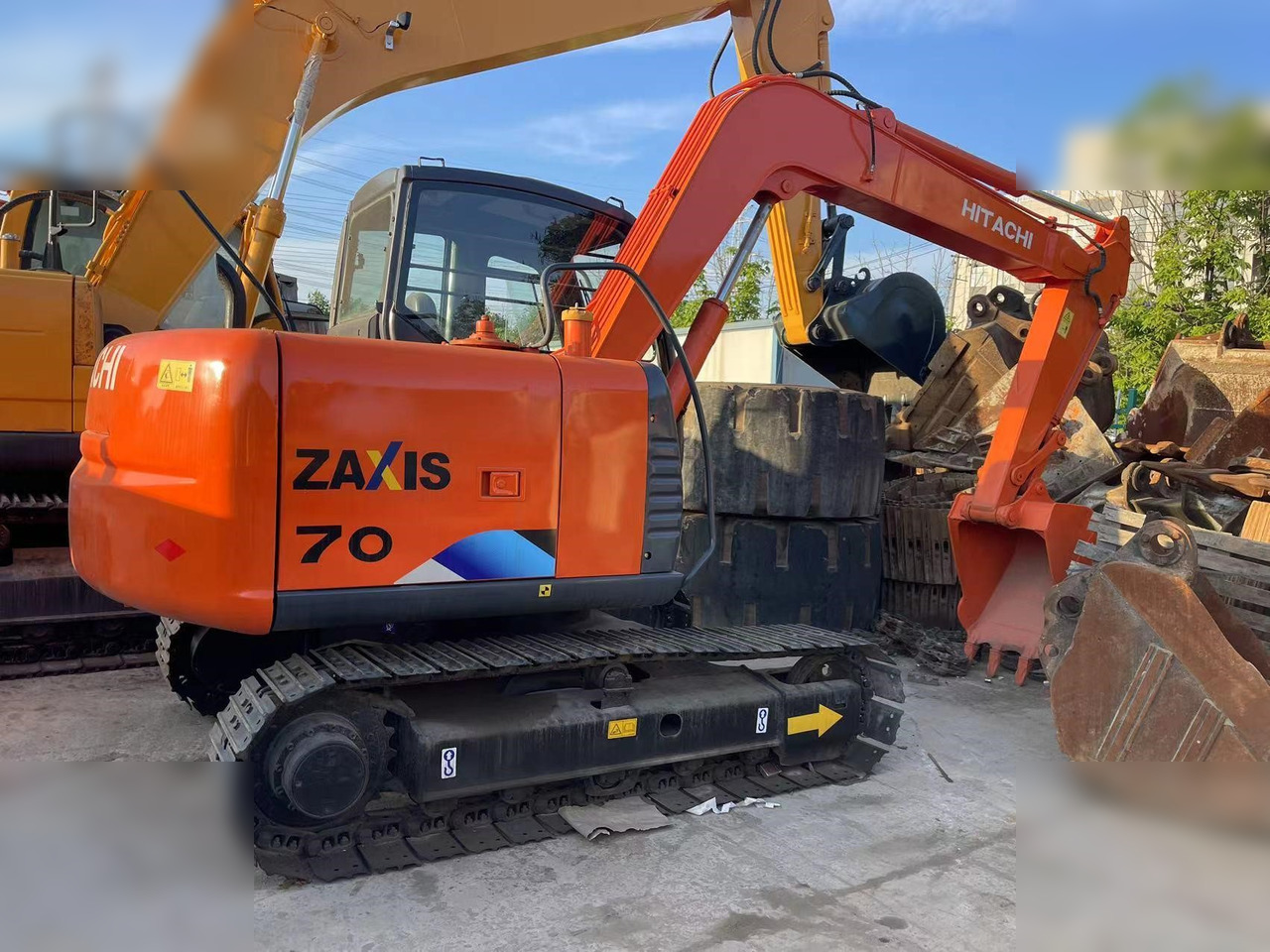 HITACHI ZX70 - Lintekskavaator: pilt 1 HITACHI ZX70 - Lintekskavaator: pilt 1