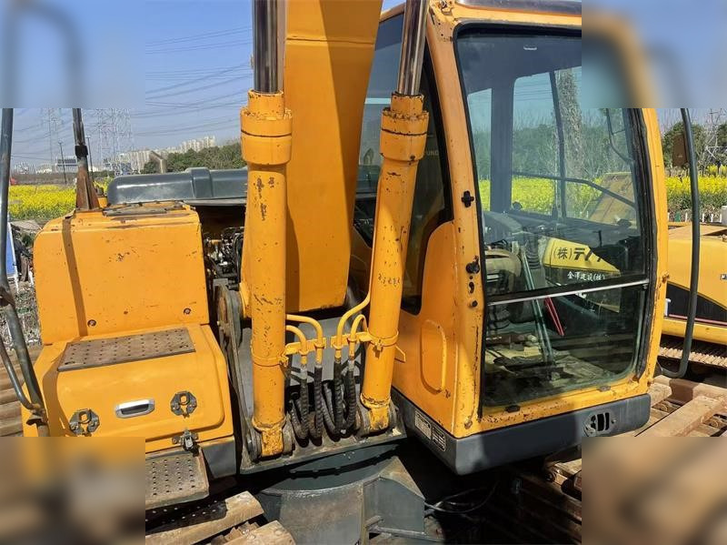 HYUNDAI ROBEX 150 LC-9 - Lintekskavaator: pilt 5 HYUNDAI ROBEX 150 LC-9 - Lintekskavaator: pilt 5