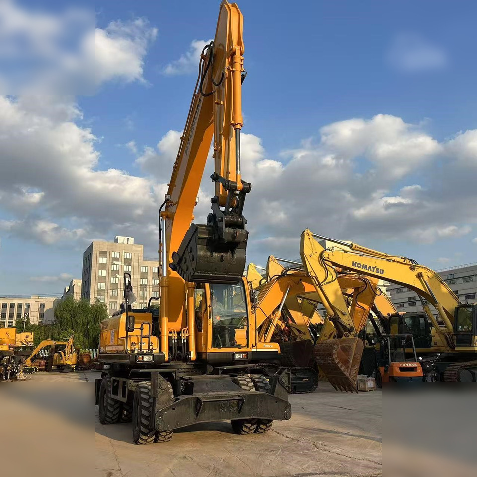 HYUNDAI ROBEX 210W-9 - Ratastel ekskavaator: pilt 4 HYUNDAI ROBEX 210W-9 - Ratastel ekskavaator: pilt 4