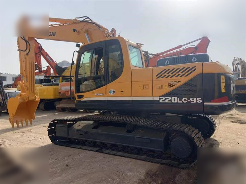 HYUNDAI ROBEX 220 LC-9S - Lintekskavaator: pilt 1 HYUNDAI ROBEX 220 LC-9S - Lintekskavaator: pilt 1