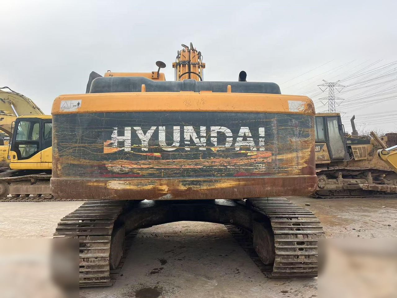 HYUNDAI ROBEX 220 LC-9S - Lintekskavaator: pilt 2 HYUNDAI ROBEX 220 LC-9S - Lintekskavaator: pilt 2