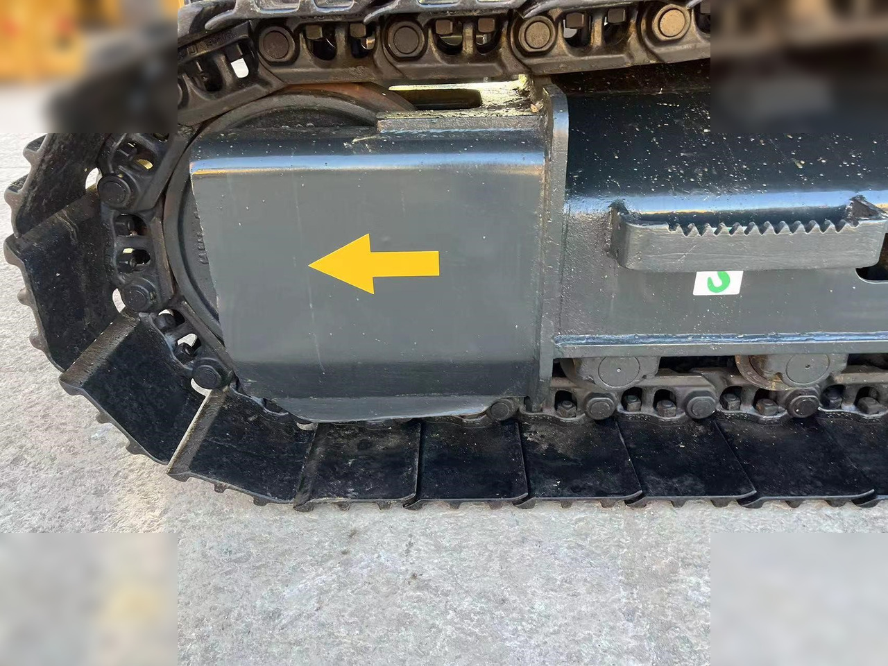 HYUNDAI ROBEX 220 LC-9S - Lintekskavaator: pilt 4 HYUNDAI ROBEX 220 LC-9S - Lintekskavaator: pilt 4