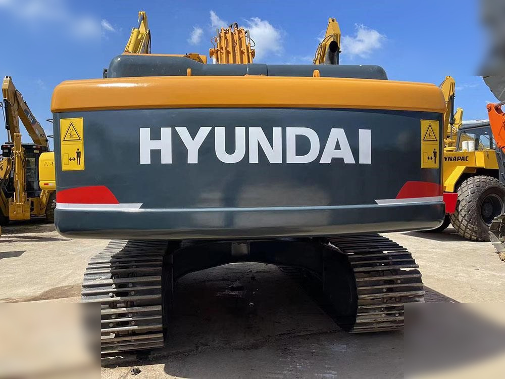 HYUNDAI ROBEX 220 LC-9S - Lintekskavaator: pilt 2 HYUNDAI ROBEX 220 LC-9S - Lintekskavaator: pilt 2