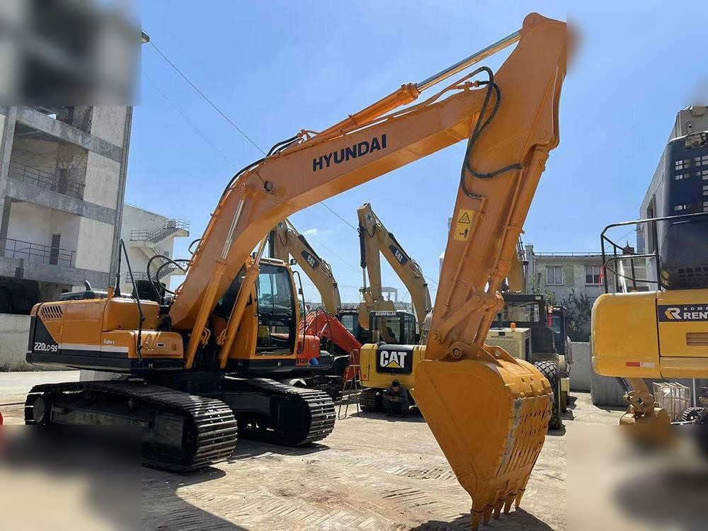 HYUNDAI ROBEX 220 LC-9S - Lintekskavaator: pilt 5 HYUNDAI ROBEX 220 LC-9S - Lintekskavaator: pilt 5