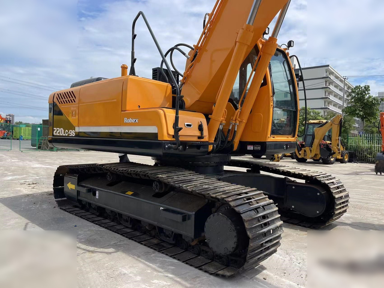 HYUNDAI ROBEX 220 LC-9S - Lintekskavaator: pilt 3 HYUNDAI ROBEX 220 LC-9S - Lintekskavaator: pilt 3