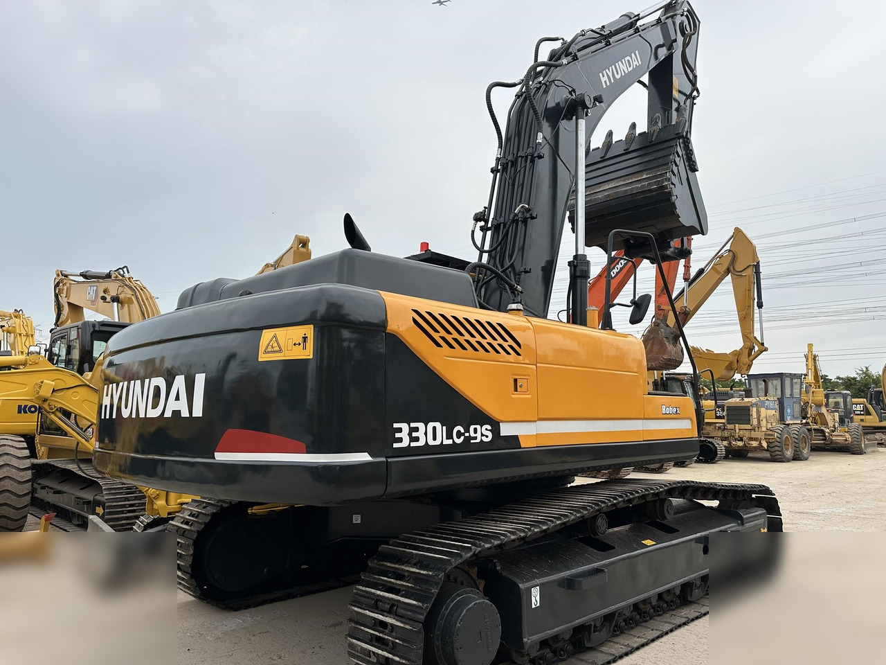 HYUNDAI ROBEX 330 LC-9S - Lintekskavaator: pilt 2 HYUNDAI ROBEX 330 LC-9S - Lintekskavaator: pilt 2