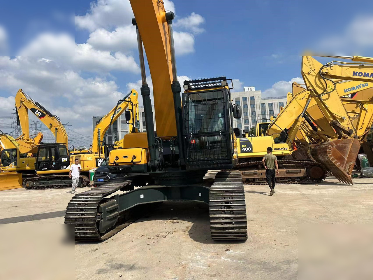 HYUNDAI ROBEX 330 LC-9S - Lintekskavaator: pilt 4 HYUNDAI ROBEX 330 LC-9S - Lintekskavaator: pilt 4