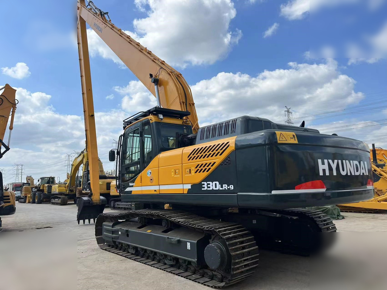 HYUNDAI ROBEX 330 LC-9S - Lintekskavaator: pilt 3 HYUNDAI ROBEX 330 LC-9S - Lintekskavaator: pilt 3