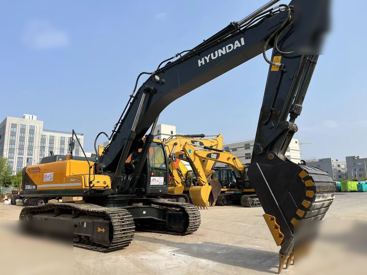 HYUNDAI ROBEX 330 LC-9S - Lintekskavaator: pilt 3 HYUNDAI ROBEX 330 LC-9S - Lintekskavaator: pilt 3