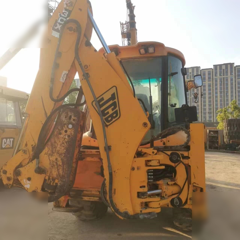 JCB 3CX - Ekskavaator-laadur: pilt 3 JCB 3CX - Ekskavaator-laadur: pilt 3