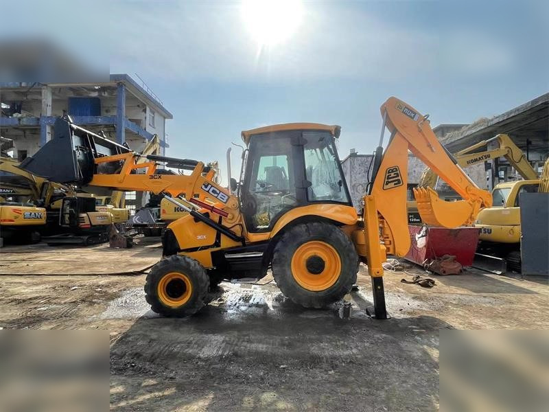 JCB 3CX - Ekskavaator-laadur: pilt 1 JCB 3CX - Ekskavaator-laadur: pilt 1