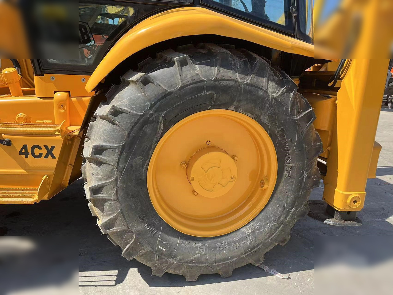 Ekskavaator-laadur JCB 4CX: pilt 6