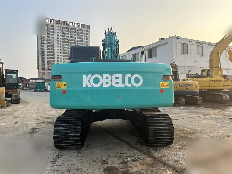 KOBELCO SK200-6E - Lintekskavaator: pilt 4 KOBELCO SK200-6E - Lintekskavaator: pilt 4
