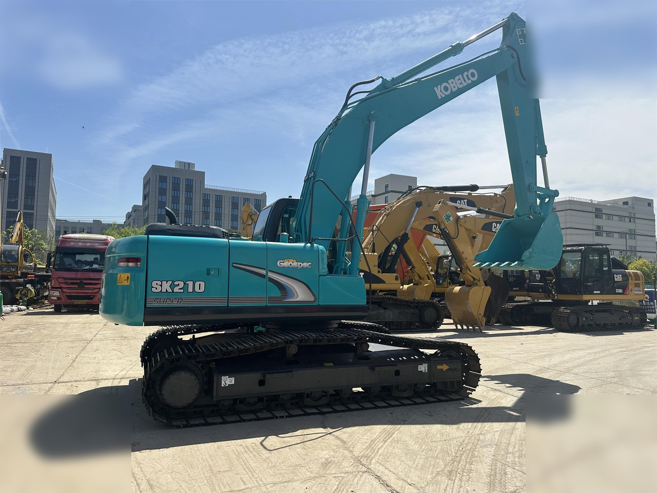 KOBELCO SK210 LC-8 - Lintekskavaator: pilt 2 KOBELCO SK210 LC-8 - Lintekskavaator: pilt 2