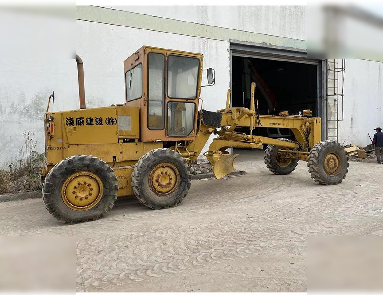 KOMATSU GD511A - Teehöövel: pilt 1 KOMATSU GD511A - Teehöövel: pilt 1