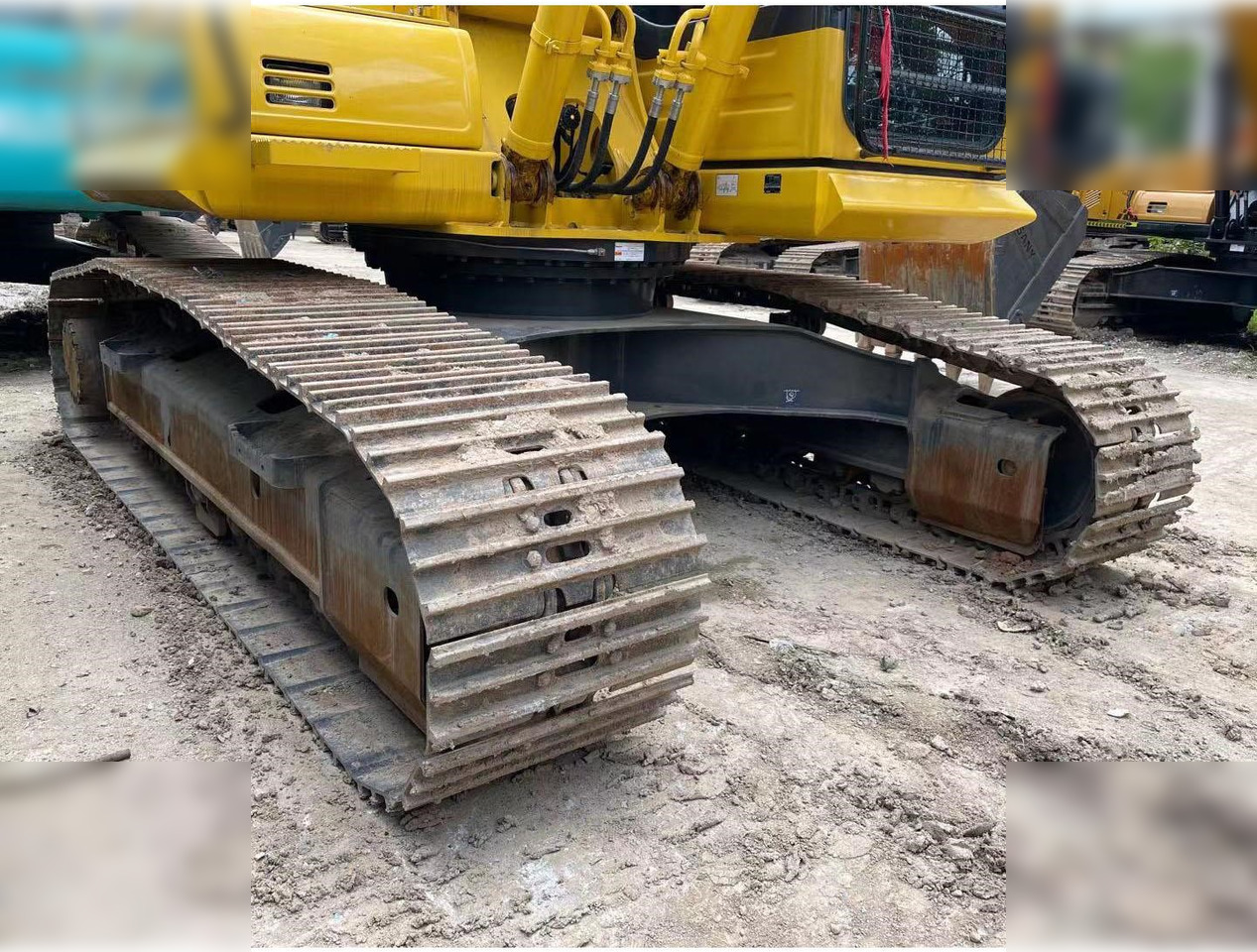 KOMATSU PC200-8 - Lintekskavaator: pilt 3 KOMATSU PC200-8 - Lintekskavaator: pilt 3